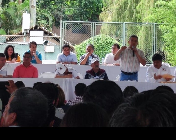Joviel Acevedo dos años más al frente del STEG y la ausencia del magisterio en las protestas ciudadanas actuales